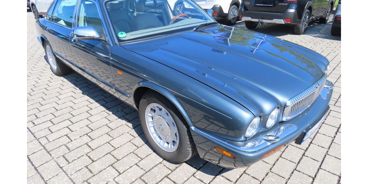 Jaguar XJ 128.500 km 22.990 &euro; Herschbach 56414