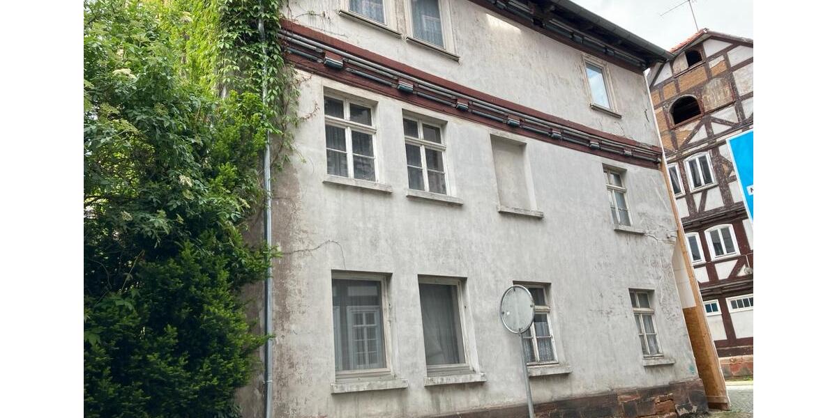 Mehrfamilienhaus, Wohnhaus Schwalmstadt - 16 Zimmer, 500 m&sup2;, 49.000&euro; | Angebot:26669681