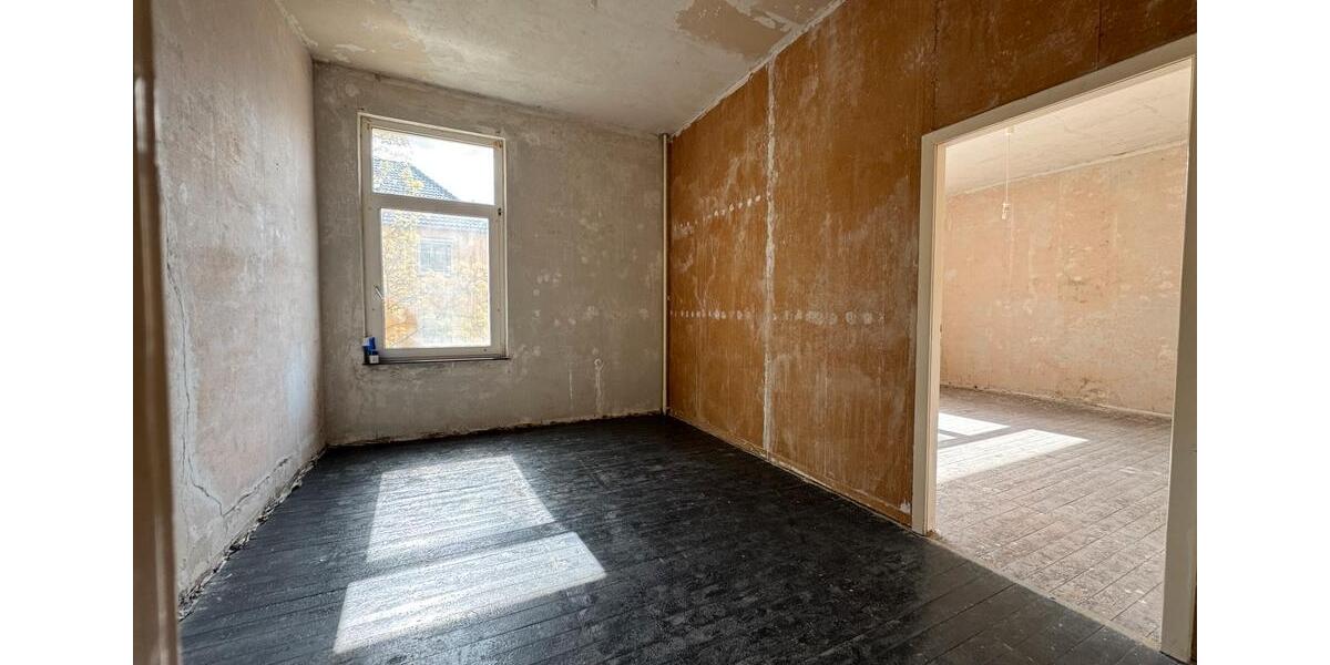 Etagenwohnung Wilhelmshaven Fedderwardergroden - 4 Zimmer, 90 m&sup2;, 65.000&euro; | Angebot:26101957