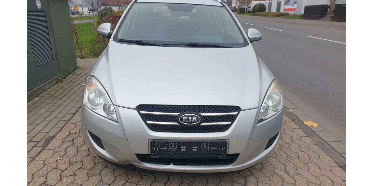 Kia ceed / Ceed 206.000 km 1.700 &euro; Eschweiler 52249
