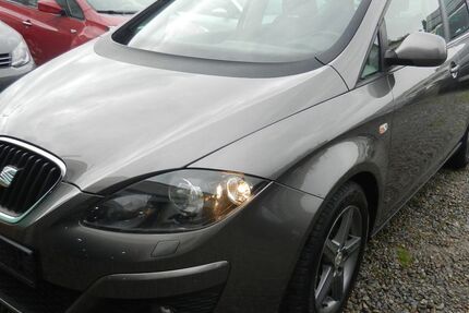 Seat Altea 99.800 km 7.900 &euro; Regensburg 93057
