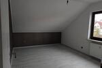 Dachgeschoßwohnung Schwalmstadt - 4 Zimmer, 95 m&sup2;, 880&euro; | Angebot:26339678