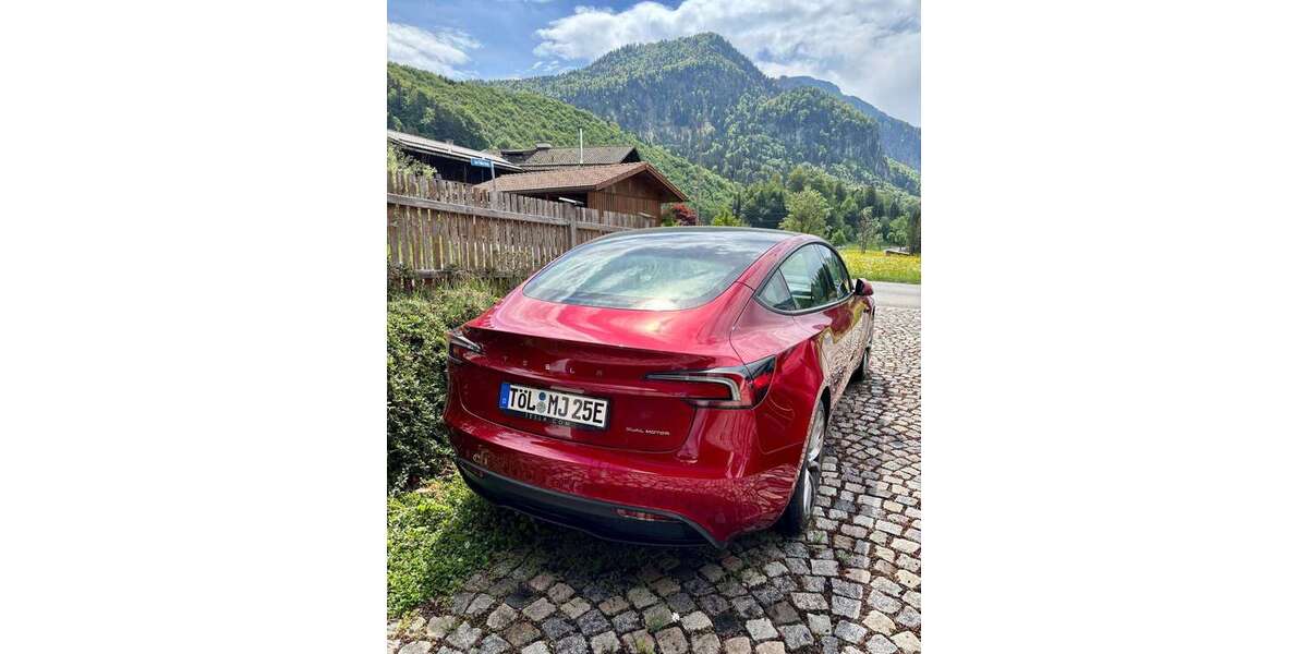 Tesla Model 3 15.343 km 40.000 &euro; Kochel a.See 82431