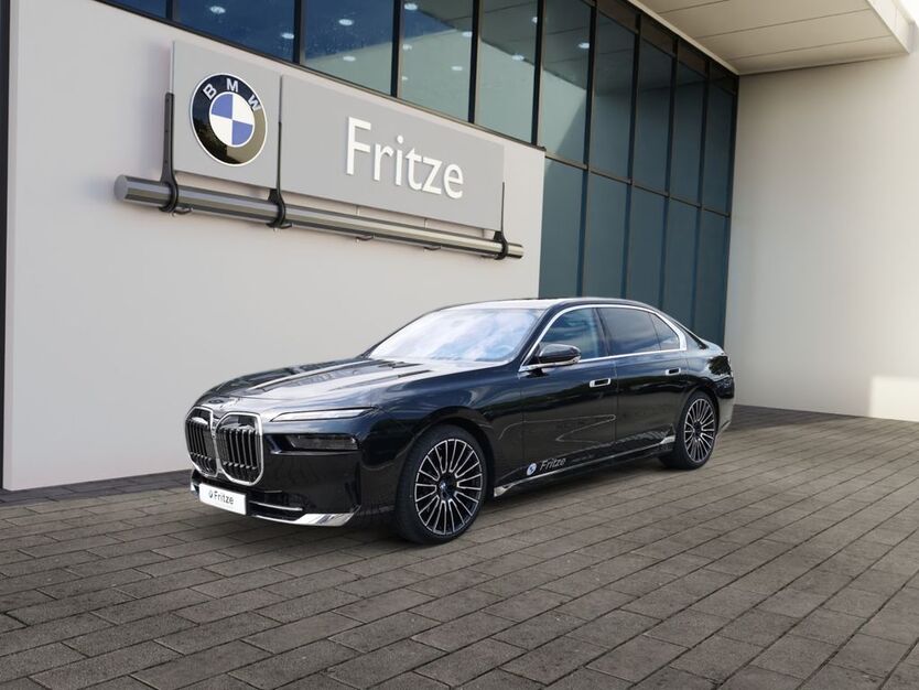 BMW 740 14.500 km 111.010 € Sangerhausen 06526