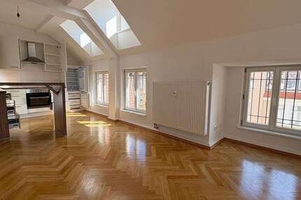 Wohnung Bamberg Gärtnerstadt - 3 Zimmer, 103 m&sup2;, 450.000&euro; | Angebot:25467513