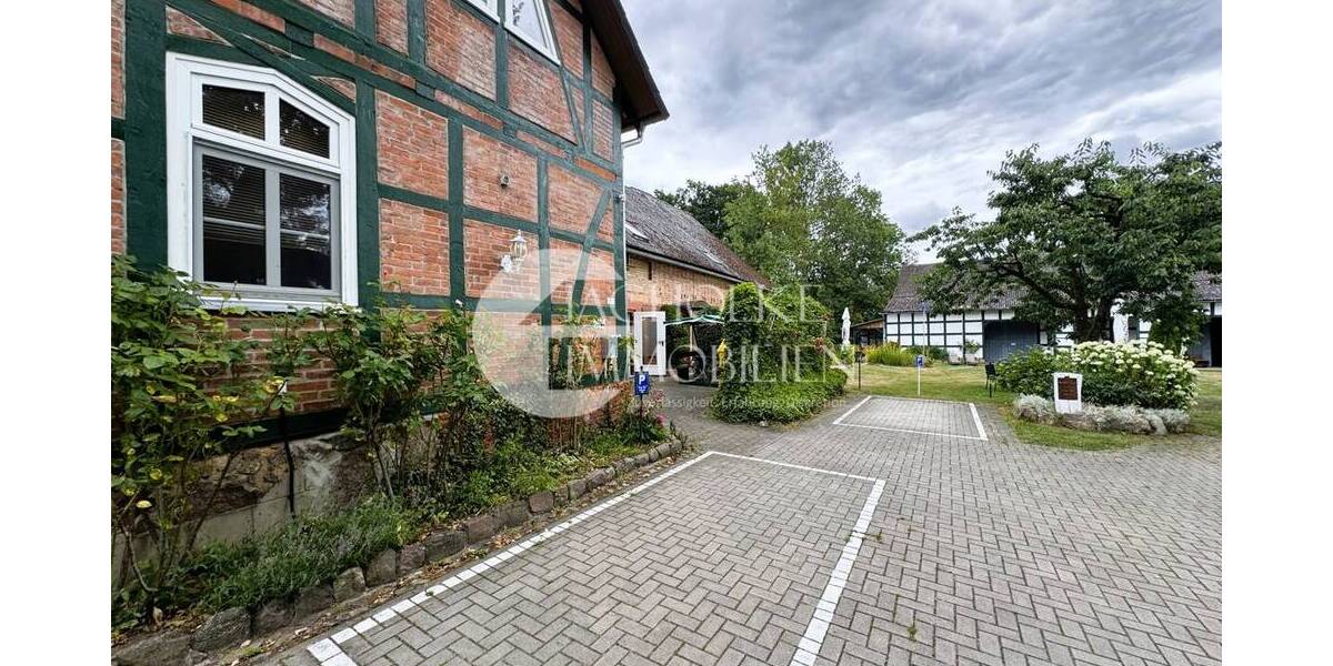 Wohnen im historischen Rundling - Denkmalgeschützte Fachwerkidylle im Wendland 1 zimmer