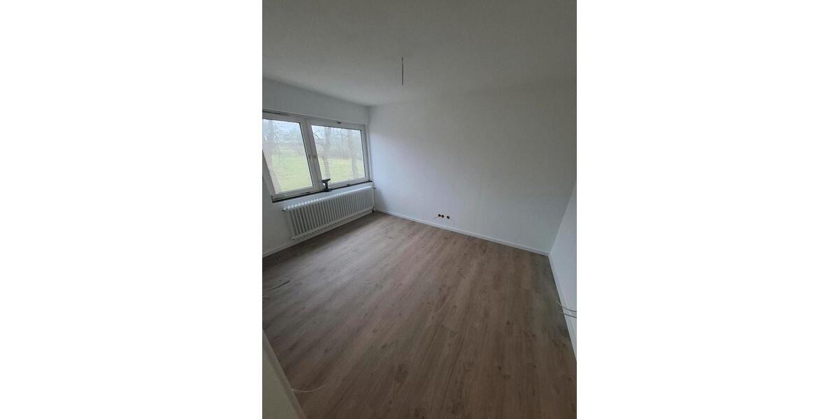 Dachgeschoßwohnung Uplengen - 1 Zimmer, 55 m&sup2;, 600&euro; | Angebot:24302981