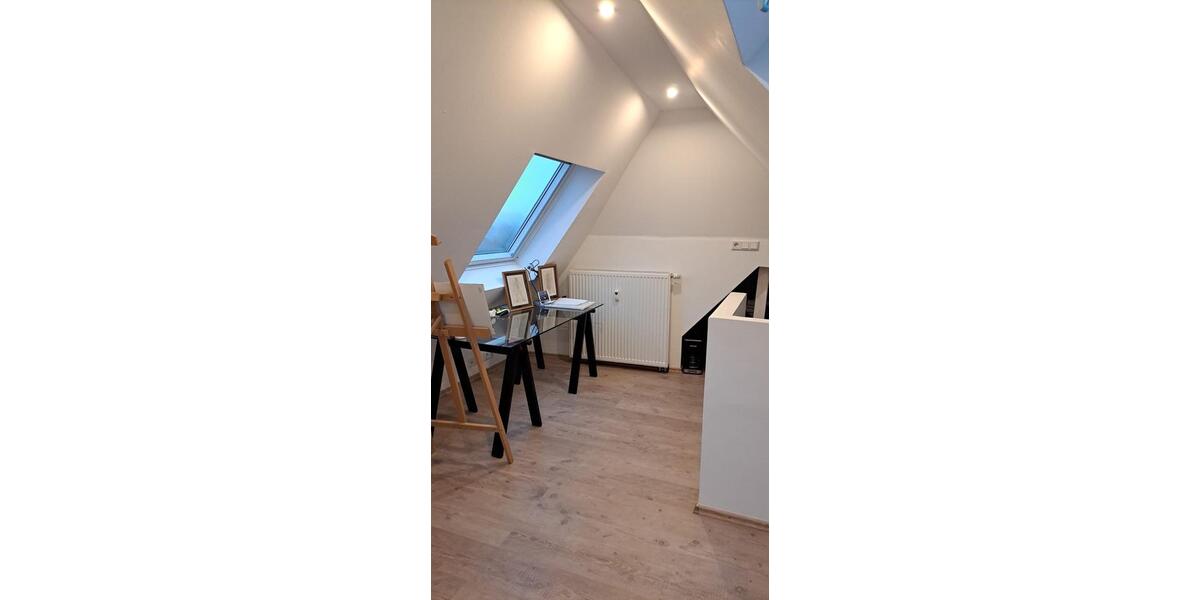 Dachgeschoßwohnung Bielefeld Stieghorst - 4 Zimmer, 80 m&sup2;, 440&euro; | Angebot:26651787