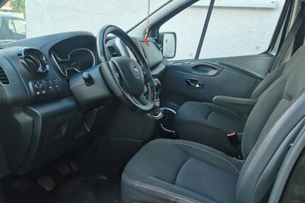Opel Vivaro 125.000 km 14.800 € Aalen 73431
