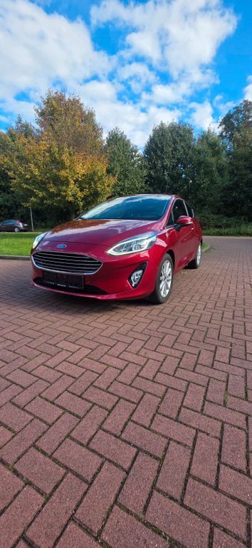 Ford Fiesta 59.243 km 11.250 € Essen 45327