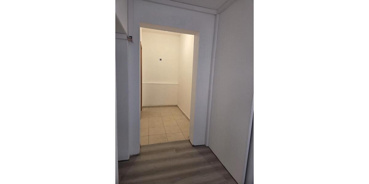 Erdgeschoßwohnung Löhne - 4 Zimmer, 111 m&sup2;, 1.350&euro; | Angebot:26294639