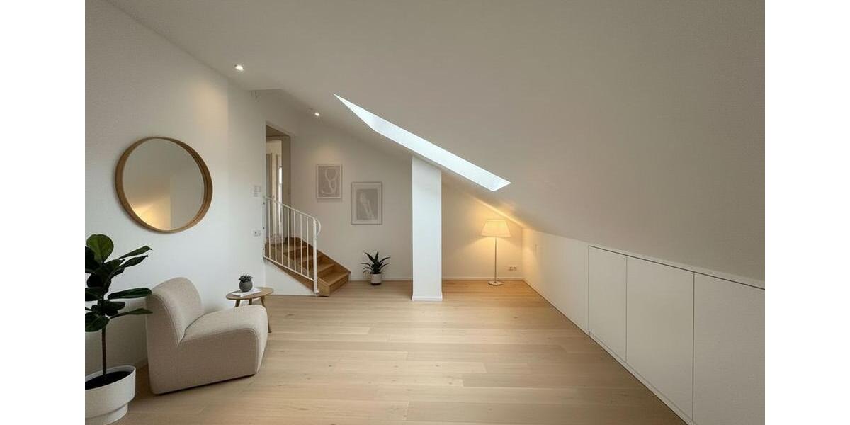 Doppelhaushälfte Grünwald - 8 Zimmer, 220 m&sup2;, 4.400&euro; | Angebot:25378017