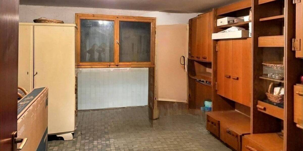 Einfamilienhaus Münchberg - 5 Zimmer, 117 m&sup2;, 225.000&euro; | Angebot:25995755