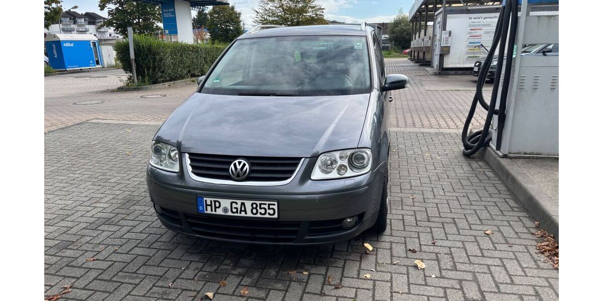 VW Touran 253.000 km 3.200 &euro; Heppenheim 64646