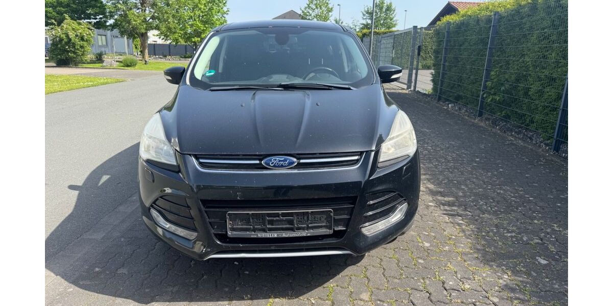Ford Kuga 217.000 km 4.900 &euro; Lippstadt 59557