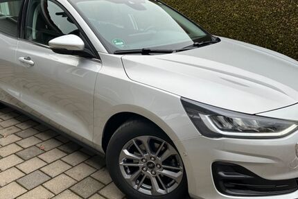 Ford Focus 46.000 km 17.690 &euro; Dinkelscherben 86424