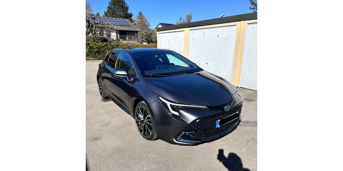 Toyota Corolla 21.300 km 32.900 &euro; Dachau 85221