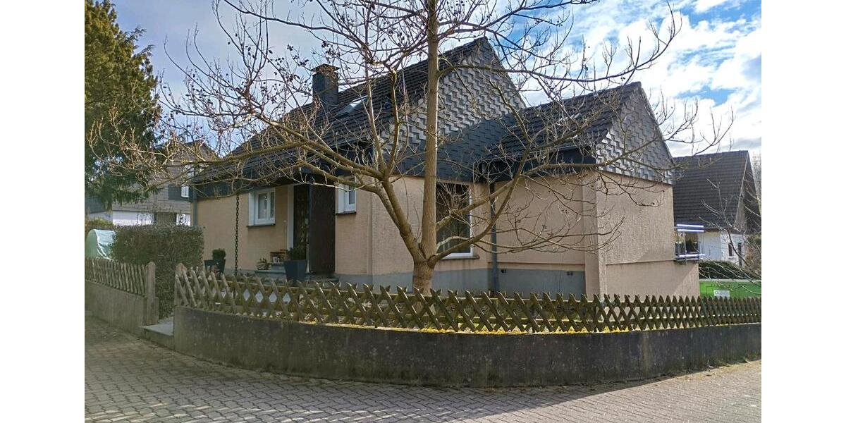 Einfamilienhaus Menden (Sauerland) Bösperde - 3 Zimmer, 165 m&sup2;, 1.500&euro; | Angebot:25755297
