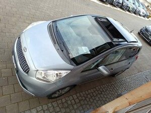 Kia VENGA 1.6 AT6 PLATINUM |Navi|GSD|RFK 45.234 km 16.460 &euro; Höhenkirchen-Siegertsbrun 85635