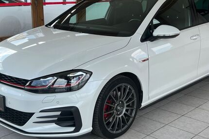 VW Golf 49.000 km 19.999 &euro; Elbach / Fischbachau 83730