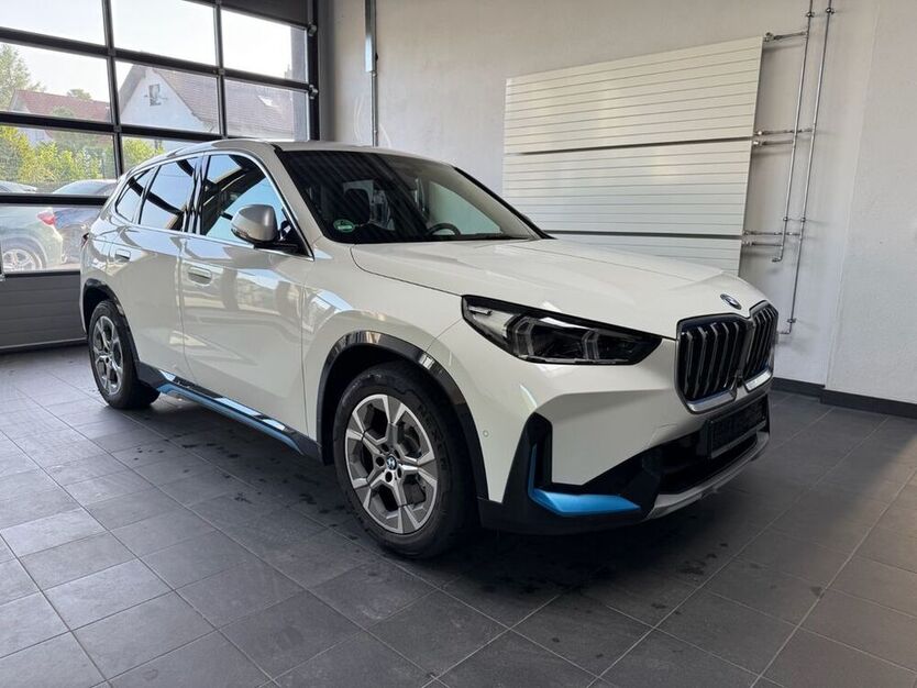 iX1