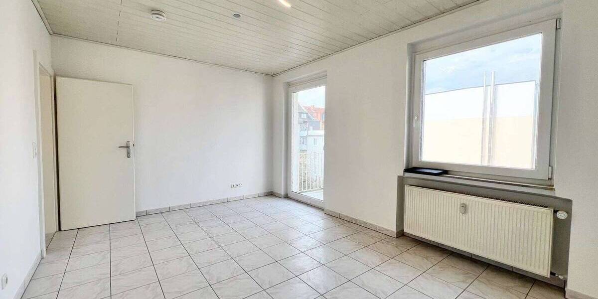 Etagenwohnung Hanau Lamboy - 3 Zimmer, 81 m&sup2;, 1.050&euro; | Angebot:25940615