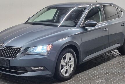 Skoda Superb 134.000 km 12.480 &euro; Langenweddingen 39171