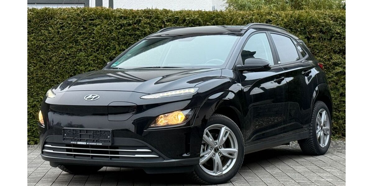 Hyundai KONA 14.000 km 19.500 &euro; Bad Lippspringe 33175