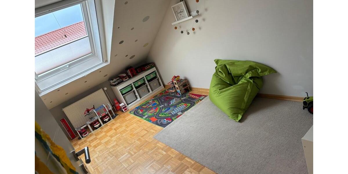 Etagenwohnung Helmstedt - 3 Zimmer, 92 m&sup2;, 148.000&euro; | Angebot:26051517