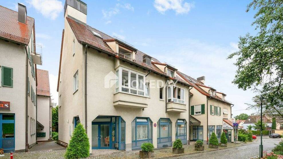 Möbliertes 1-Zimmer-Apartment im DG mit TG-Stellplatz - sofort bezugsfrei in Uni-Nähe!