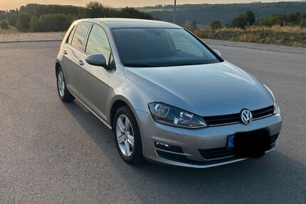 VW Golf 120.999 km 10.900 &euro; Niedernhall 74676