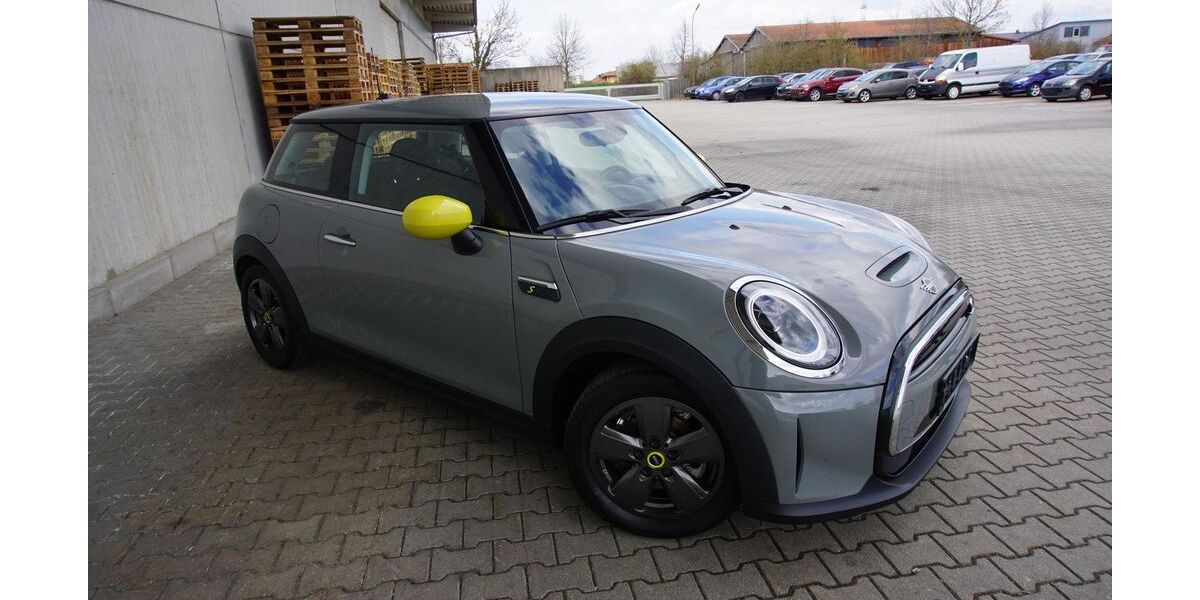 Mini Cooper SE 26.828 km 15.495 &euro; Parkstetten 94365