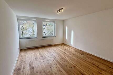 Wohnung zum Kaufen in Düsseldorf 240.900 € 70 m²