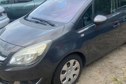 Opel Meriva 129.000 km 3.990 &euro; Hanau 63452