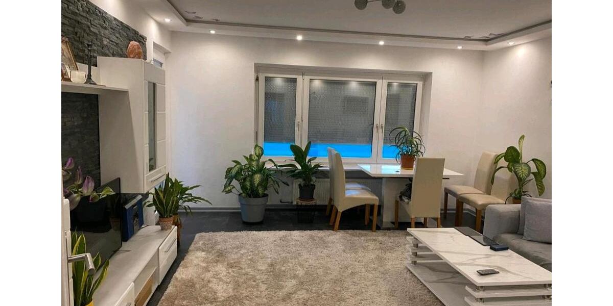 Wohnung mit Balkon zu vermieten 3 zimmer