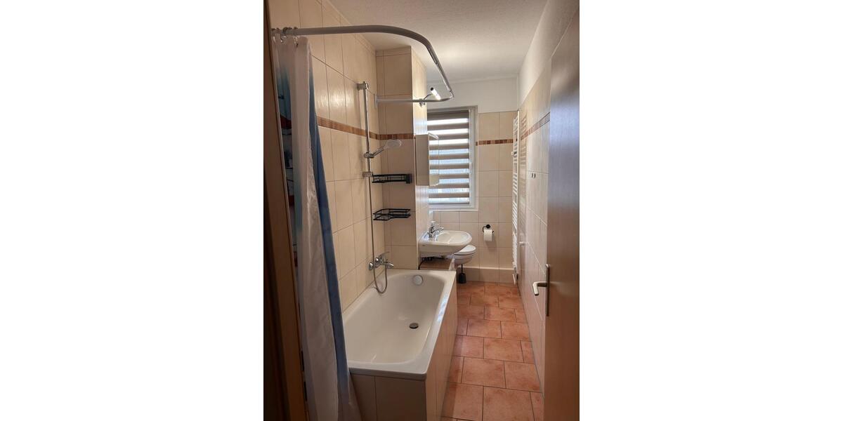 Etagenwohnung Burg Stargard - 3 Zimmer, 62 m&sup2;, 410&euro; | Angebot:26253819