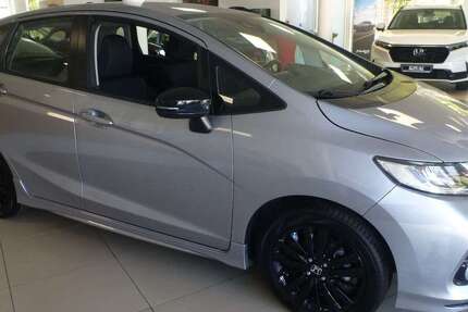 Honda Jazz 66.700 km 16.380 &euro; Naumburg 06618