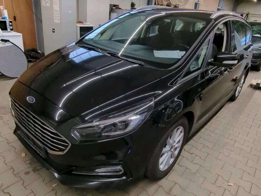 S-Max