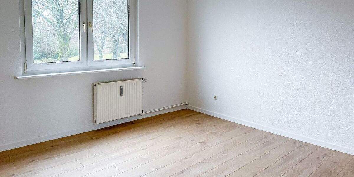 Etagenwohnung Radevormwald Bergerhof - 4 Zimmer, 110 m&sup2;, 800&euro; | Angebot:25524621