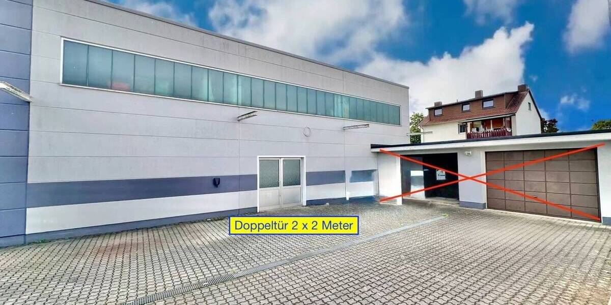 Schöne Halle mit 168 m² in HU Stadt zimmer