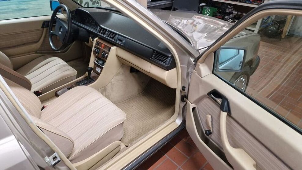 E 230