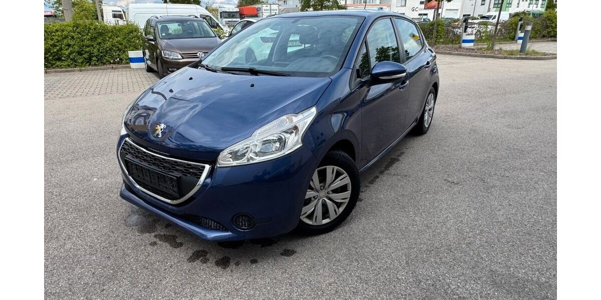 Peugeot 208 125.000 km 3.700 &euro; Nürnberg 90439