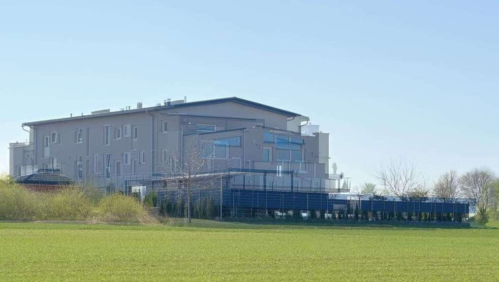 Haus zum Kaufen in Ober-Olm 3.600.000 € 577 m²