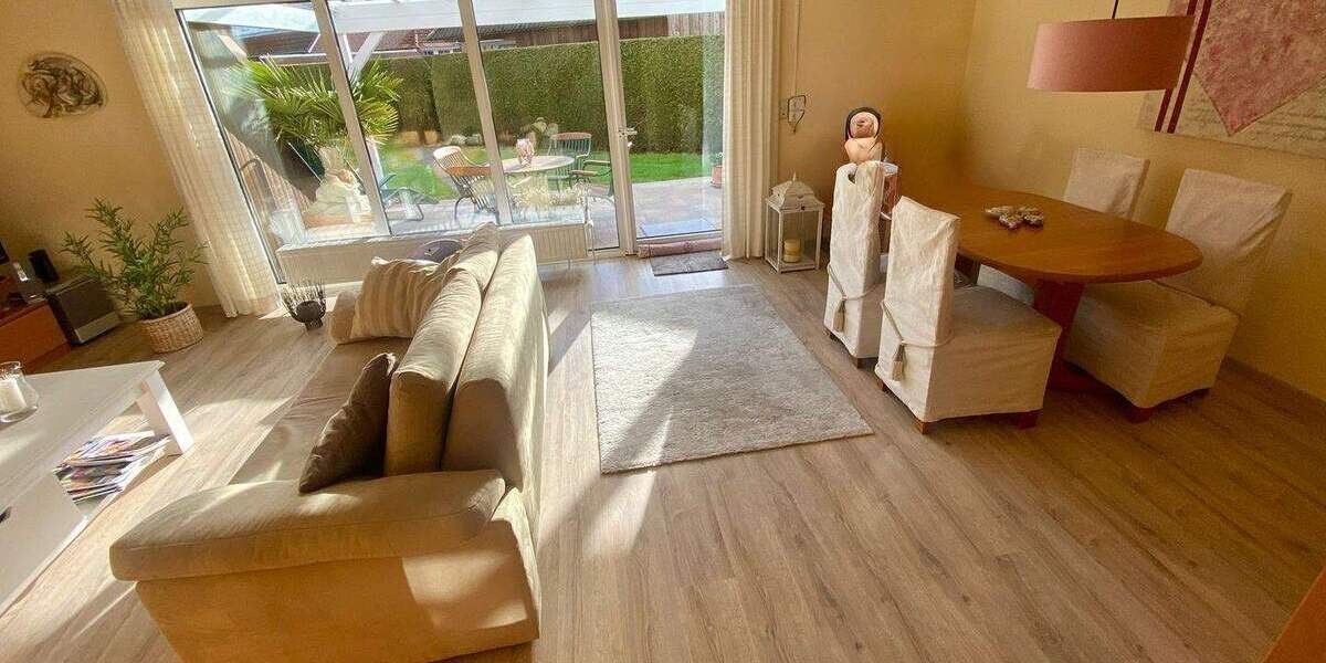 sehr gepflegte 4-Zimmer-Doppelhaushälfte in bester Sackgassenlage 4 zimmer