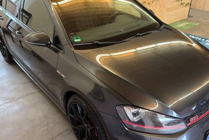 VW Golf 153.000 km 16.700 &euro; Bruckmühl 83052