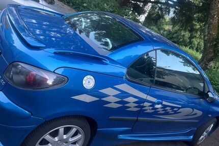 Peugeot 206 102.000 km 1.900 &euro; Siegen 57078