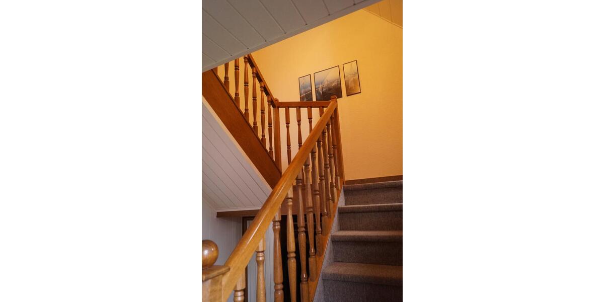 Einfamilienhaus Lingen (Ems) - 6 Zimmer, 104 m&sup2;, 1.100&euro; | Angebot:26215926