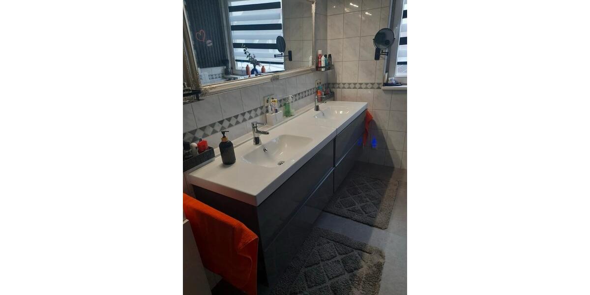 Reihenhaus Lauffen am Neckar - 6.5 Zimmer, 173 m&sup2;, 568.000&euro; | Angebot:25906066