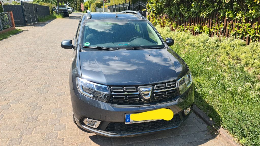 Dacia Logan 33.400 km 7.300 &euro; Falkensee 14612