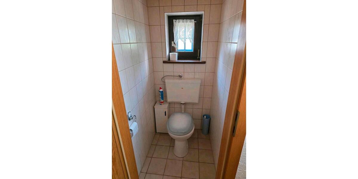 Doppelhaushälfte Gersheim - 7.5 Zimmer, 150 m&sup2;, 110.000&euro; | Angebot:26955336